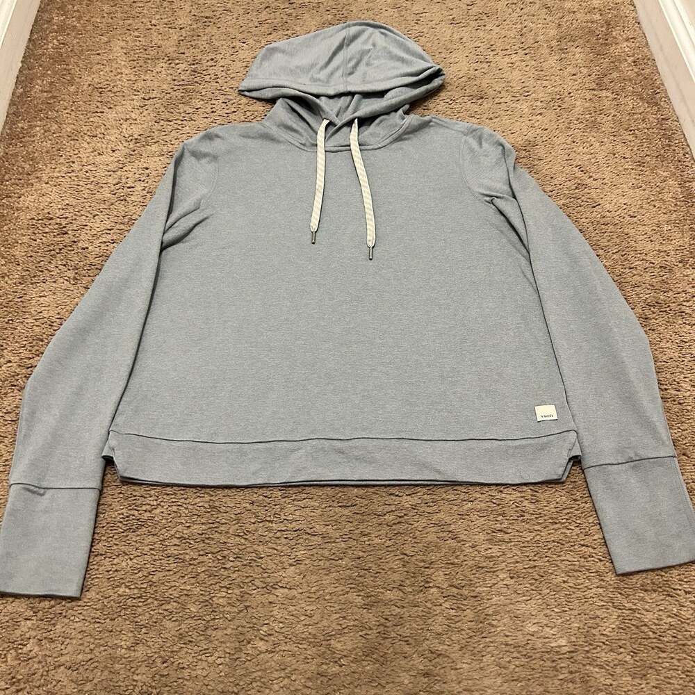 Vuori Halo Essential Hoodie Dreamknit Athleisure Women’s size XS Blue Grey